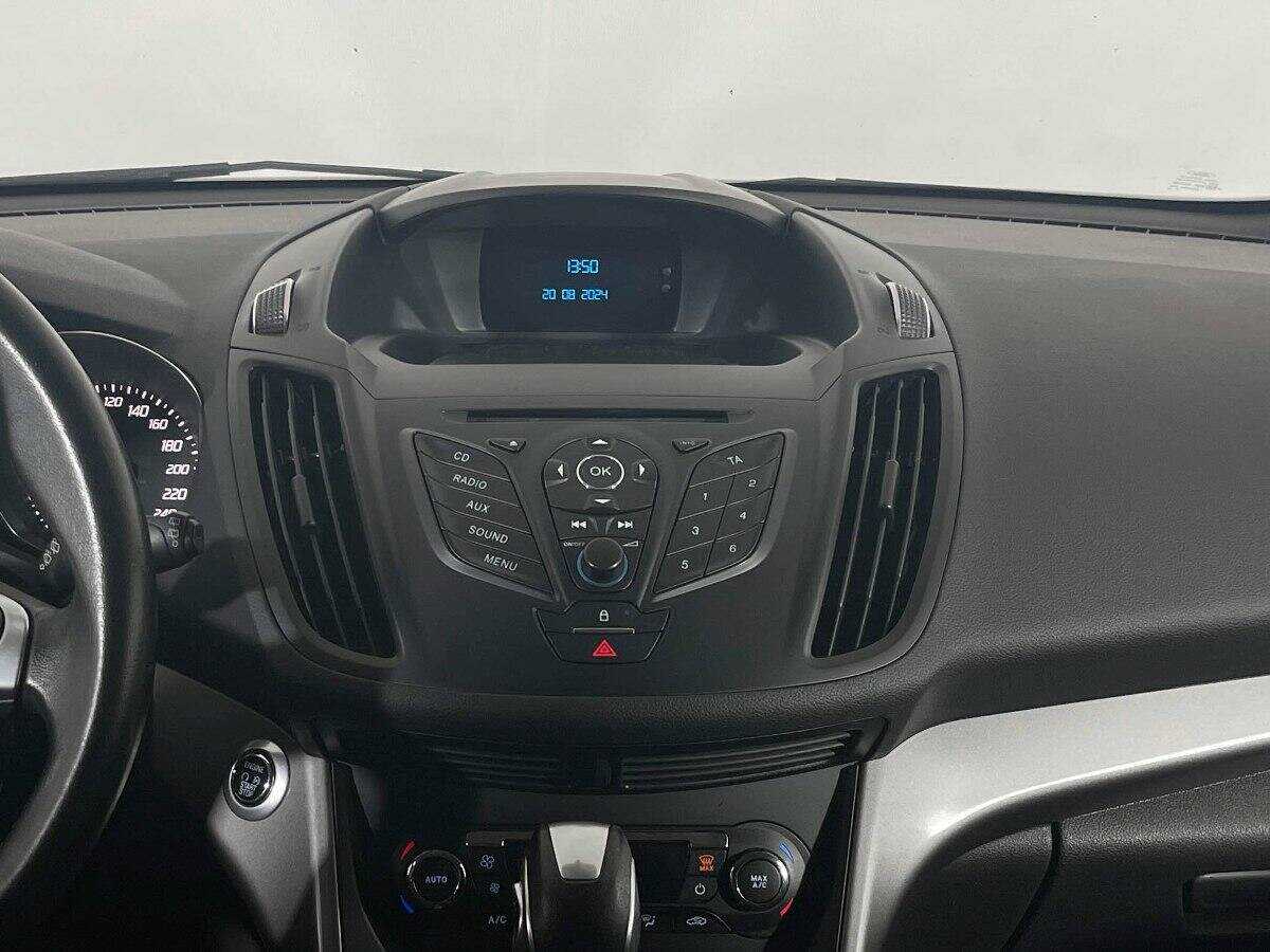 Ford Kuga с пробегом — 2016 год. Фото: #11