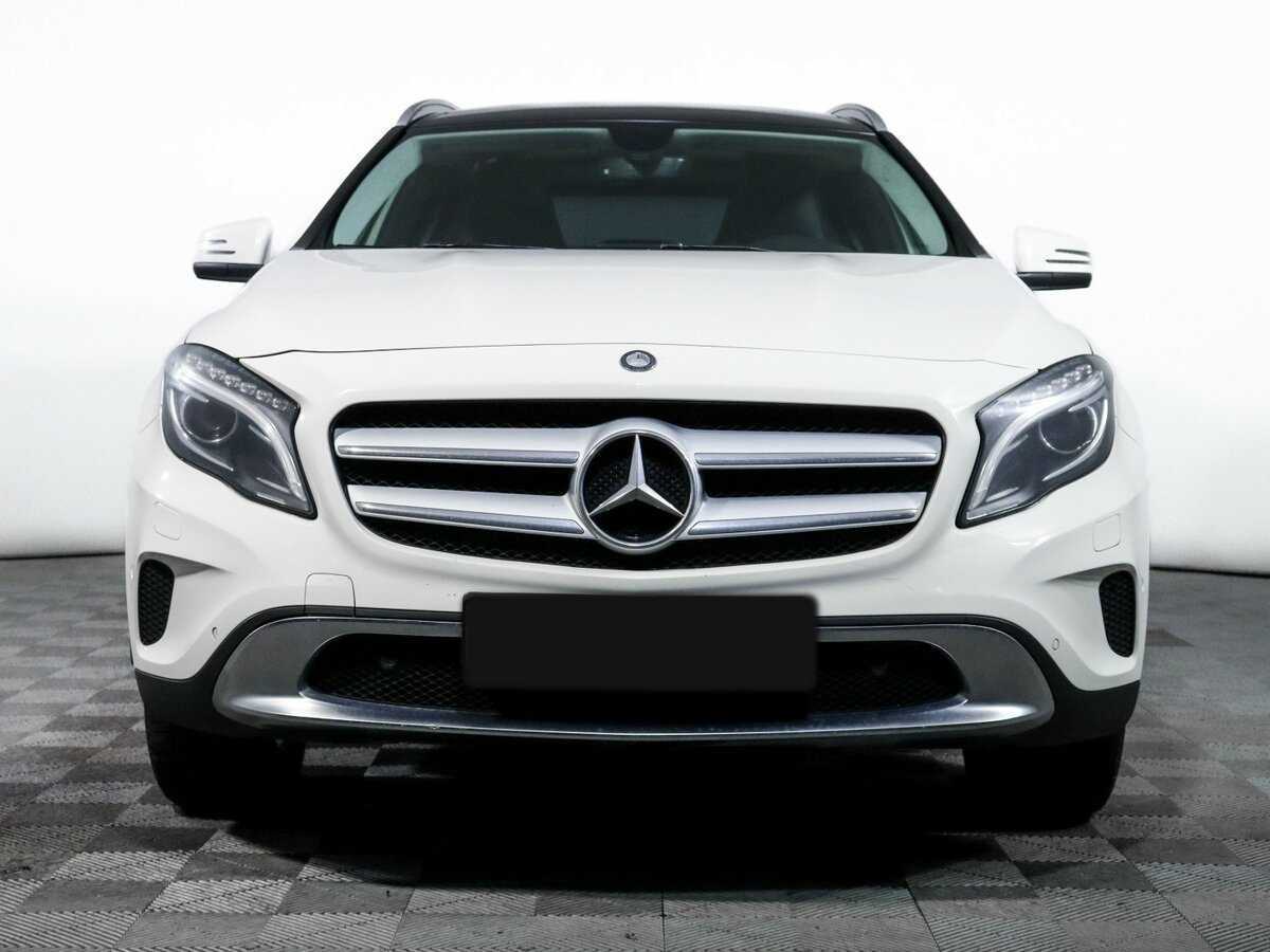 Mercedes-Benz GLA с пробегом — 2015 год. Фото: #1
