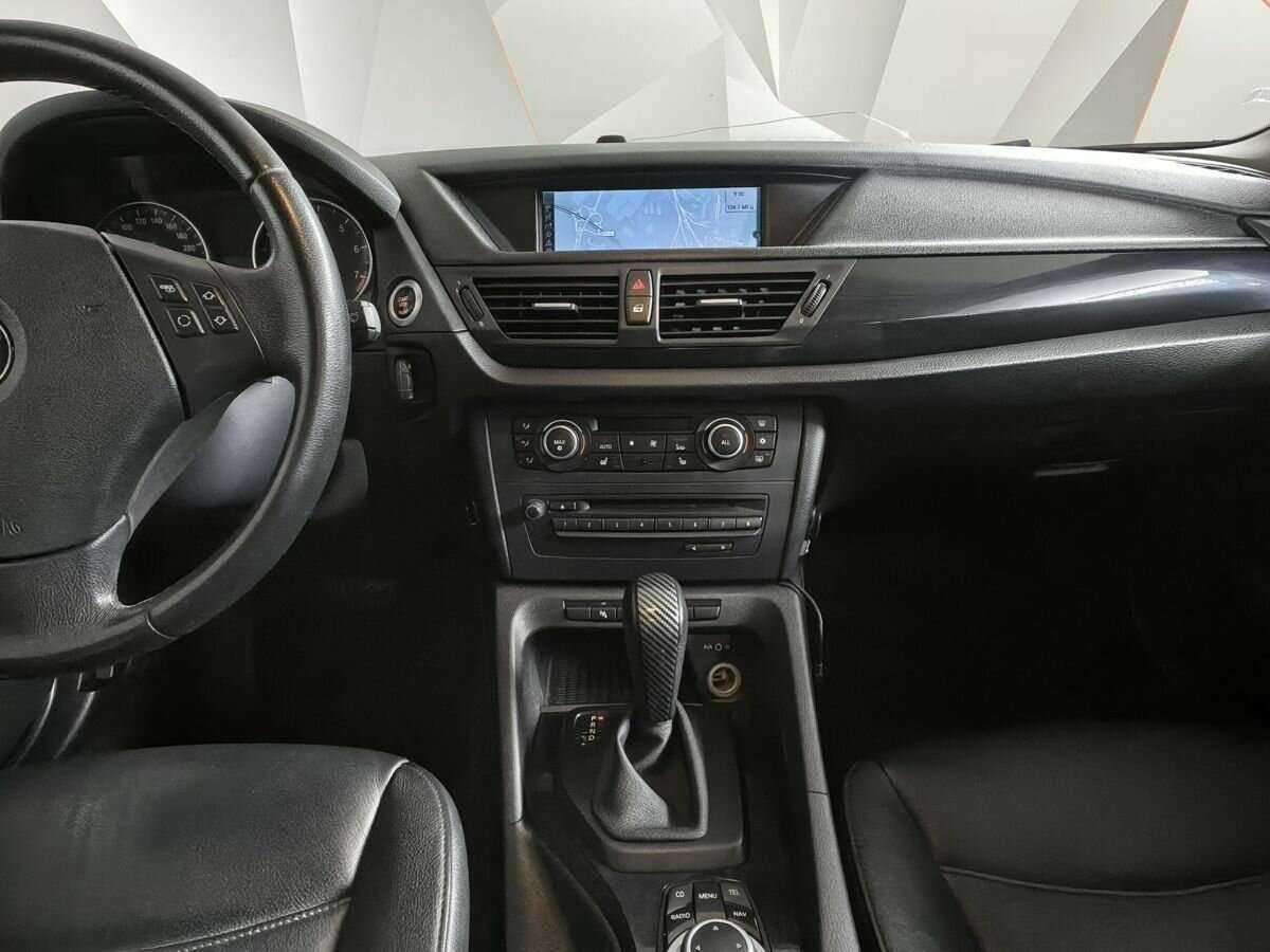 BMW X1 с пробегом — 2010 год. Фото: #10