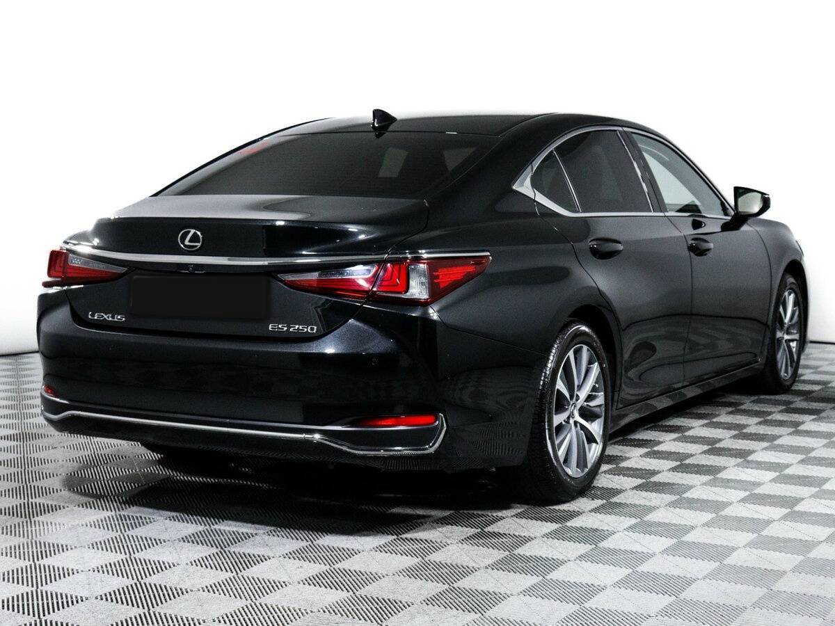 Lexus ES с пробегом — 2018 год. Фото: #4