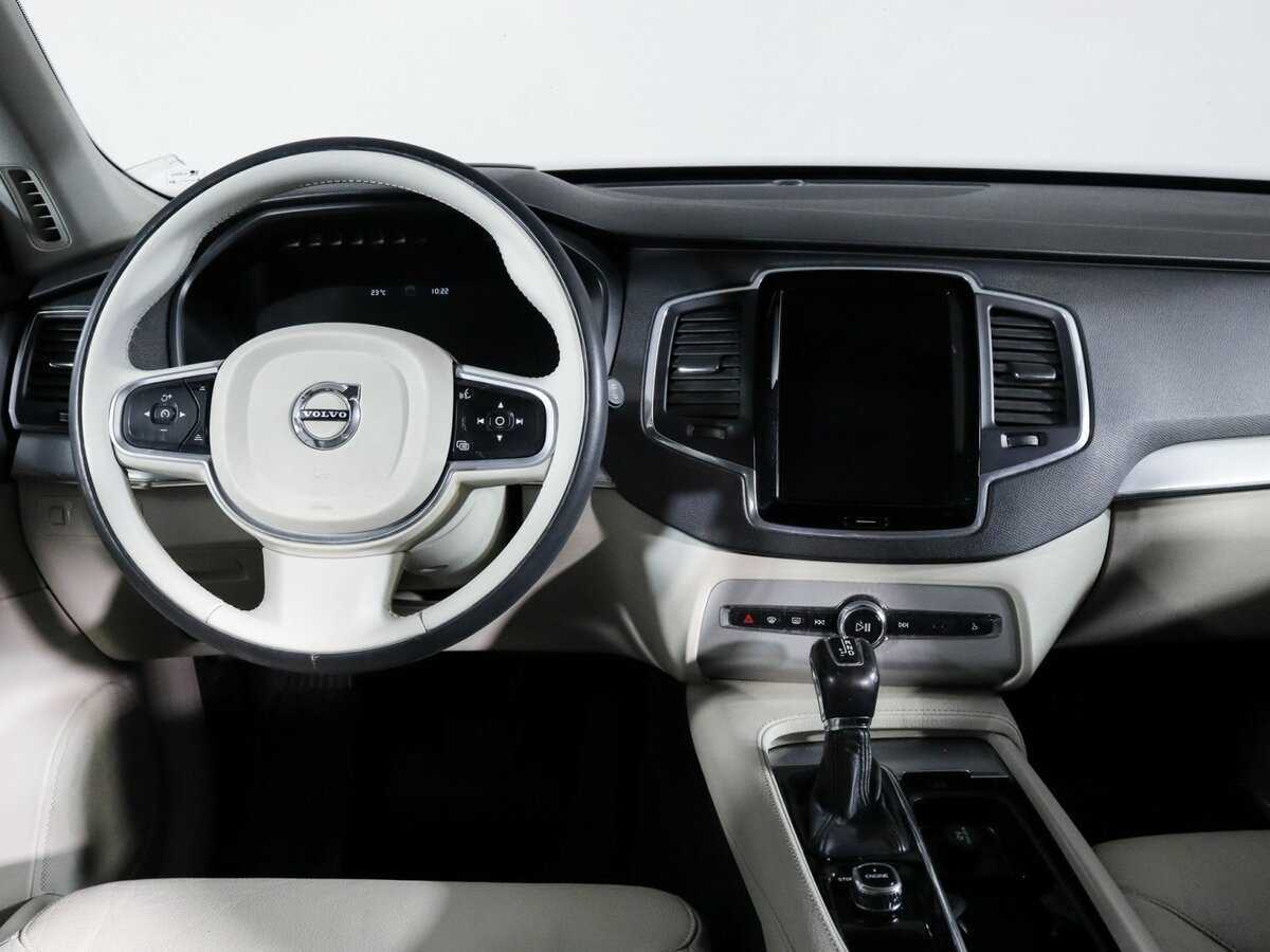 Volvo XC90 с пробегом — 2015 год. Фото: #8