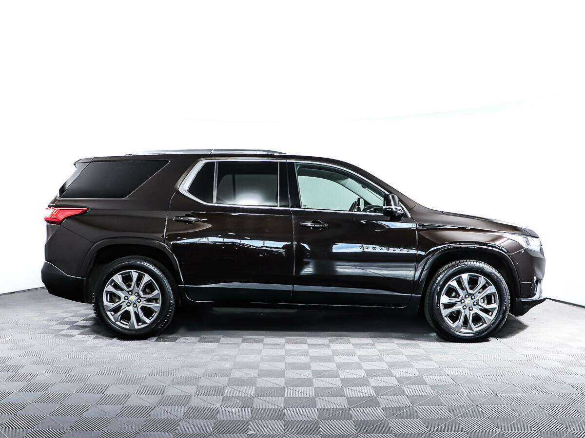 Chevrolet Traverse с пробегом — 2018 год. Фото: #1