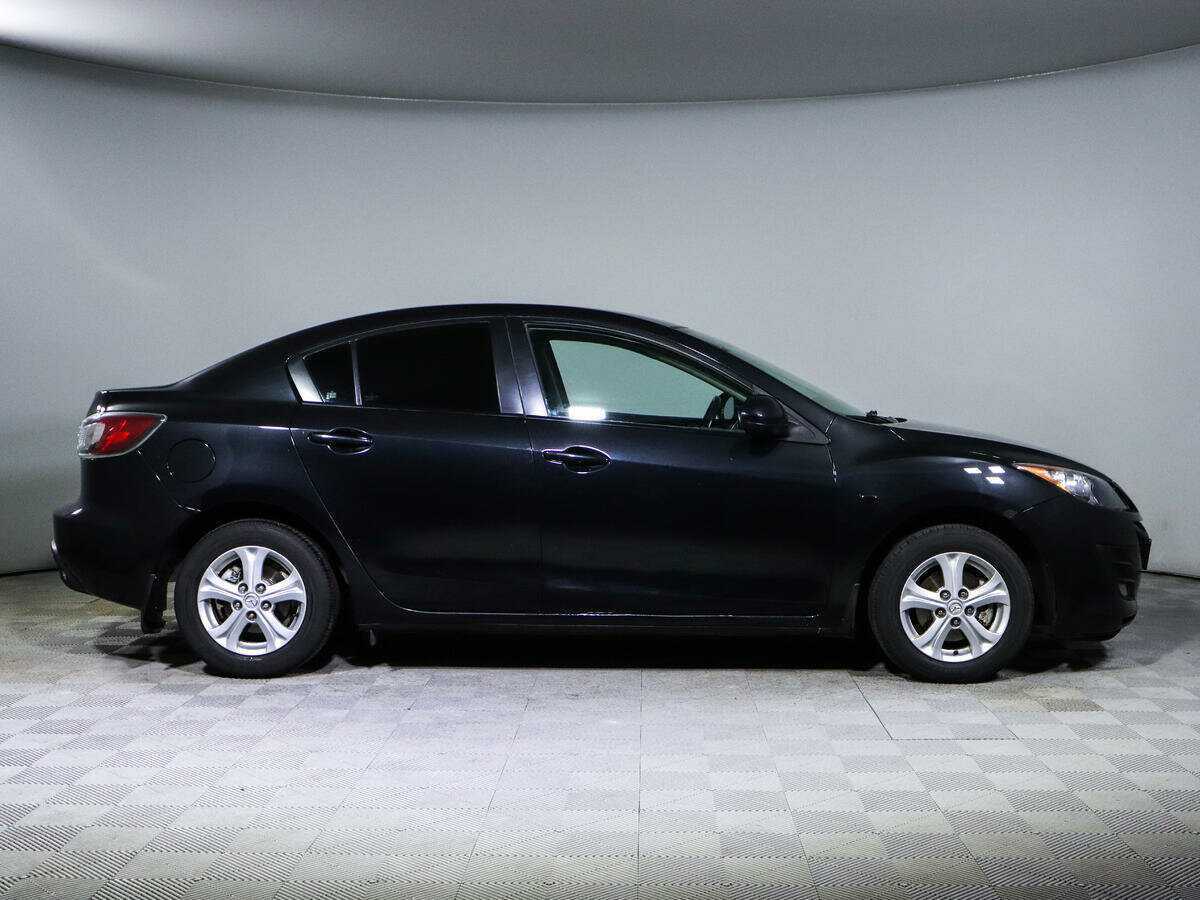 Mazda 3 с пробегом — 2011 год. Фото: #3