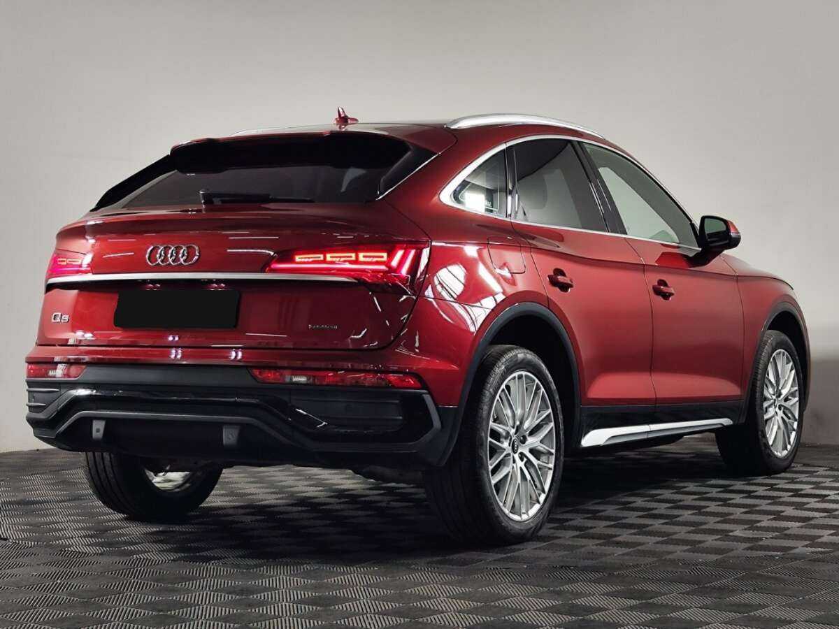 Audi Q5 Sportback с пробегом — 2021 год. Фото: #1