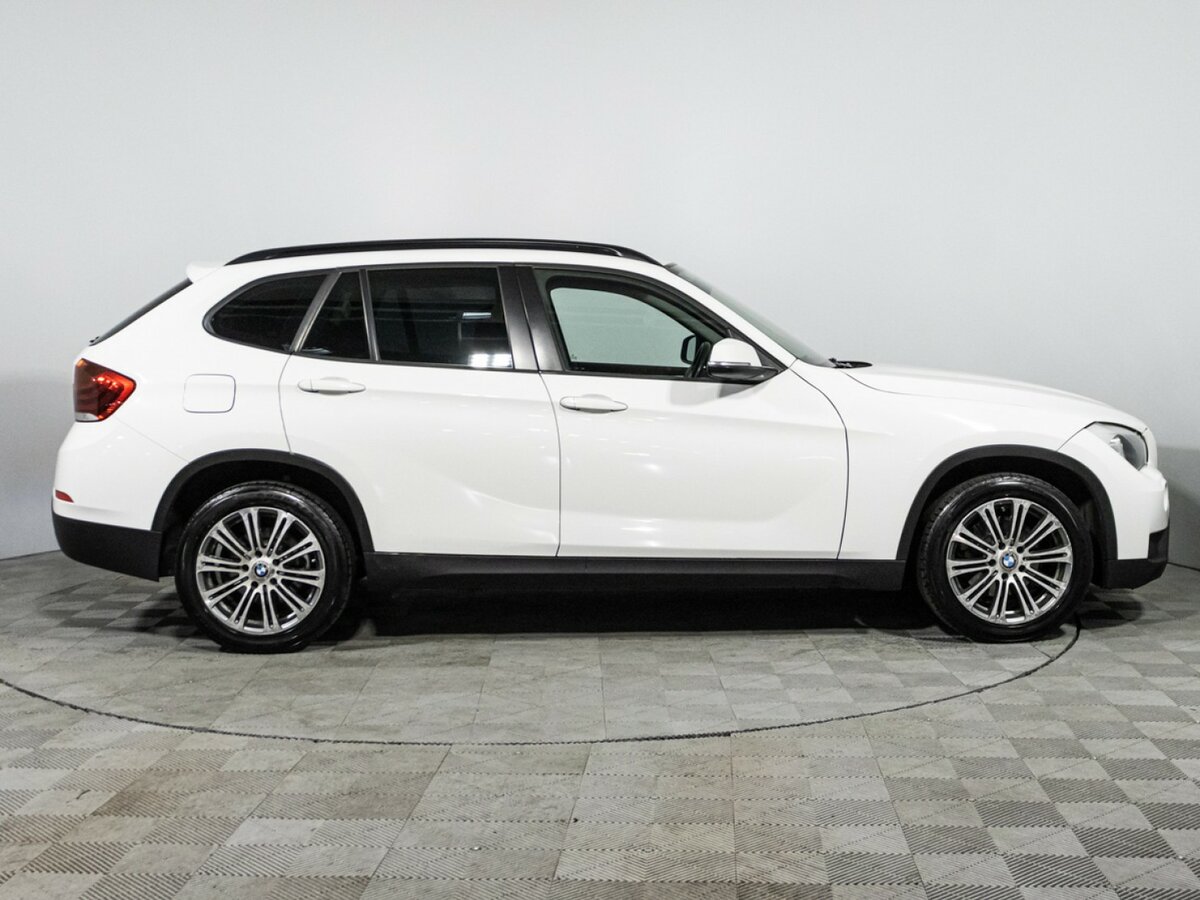 BMW X1 с пробегом — 2013 год. Фото: #3
