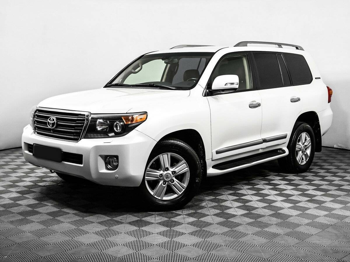 Toyota Land Cruiser с пробегом — 2014 год. Фото: #0