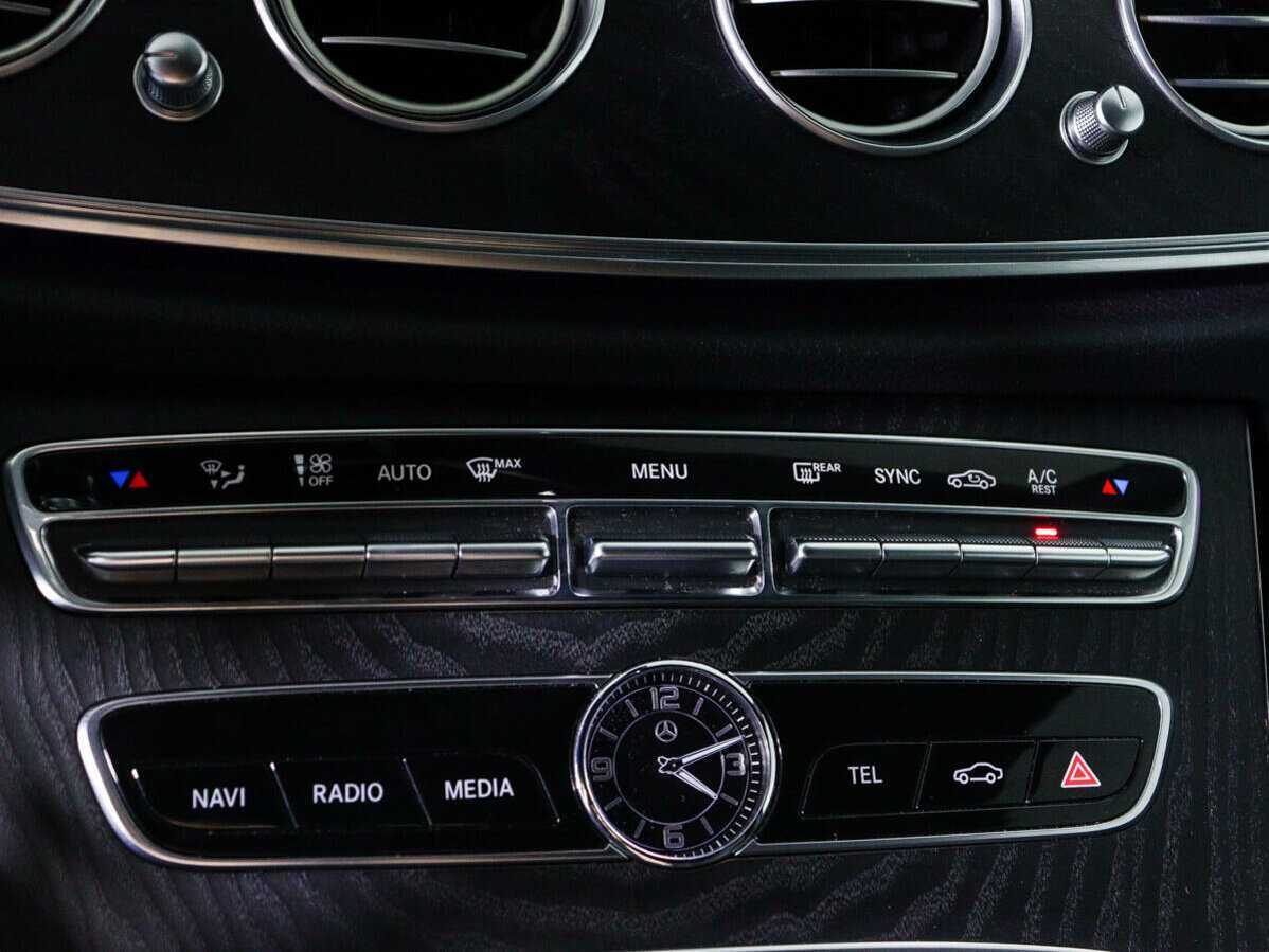 Mercedes-Benz E-Класс с пробегом — 2018 год. Фото: #21