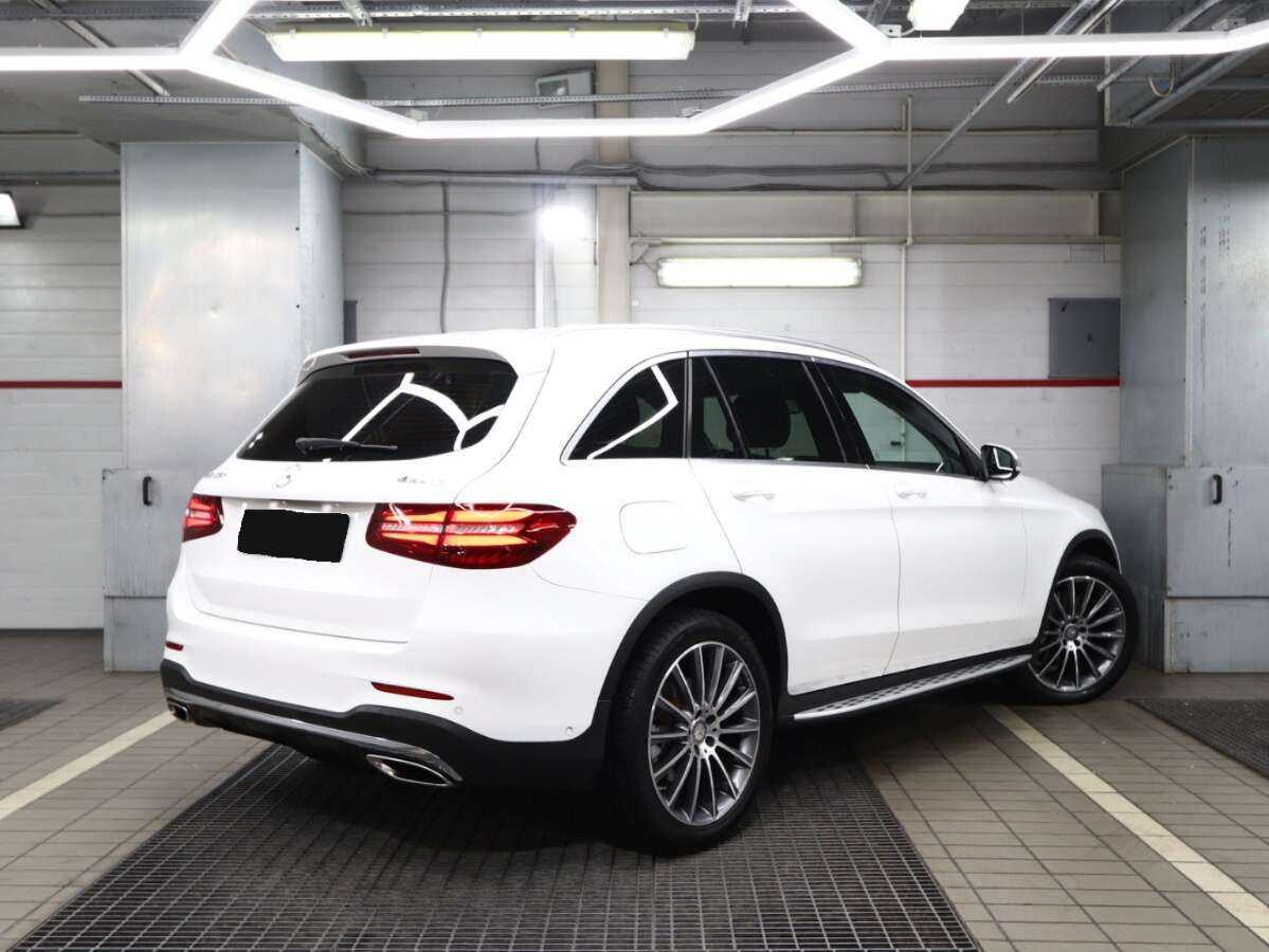 Mercedes-Benz GLC с пробегом — 2015 год. Фото: #4