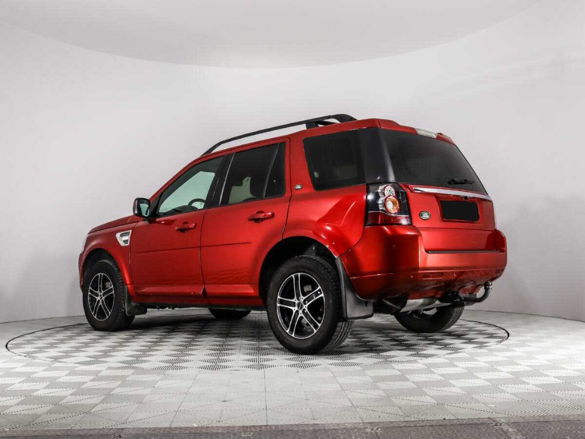 Land Rover Freelander с пробегом — 2014 год. Фото: #6