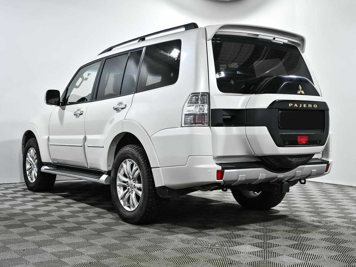 Mitsubishi Pajero с пробегом — 2019 год. Фото: #5