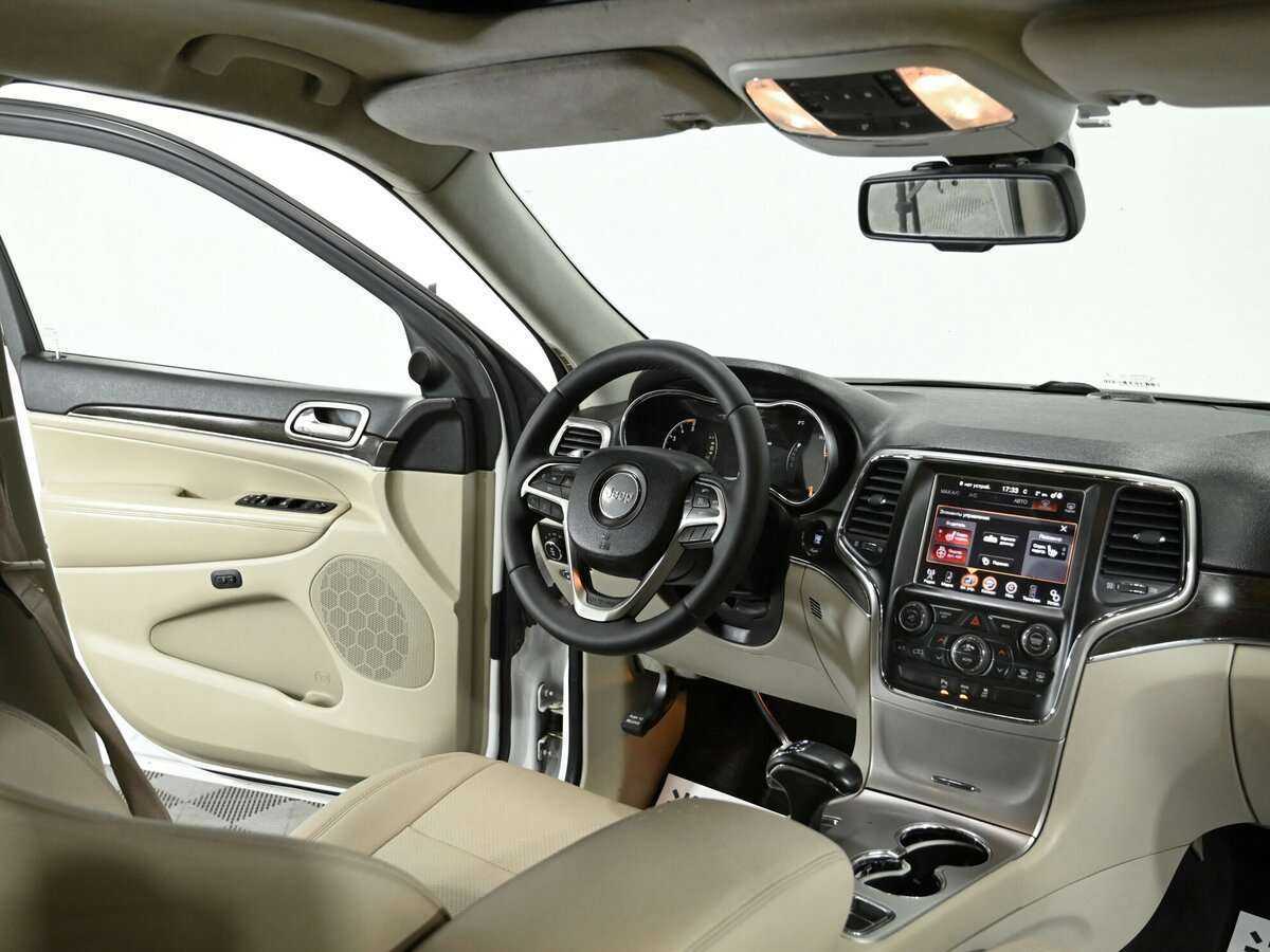 Jeep Grand Cherokee с пробегом — 2013 год. Фото: #9