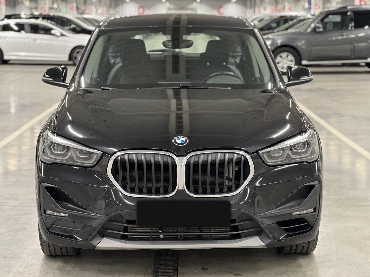 BMW X1 с пробегом — 2021 год. Фото: #1