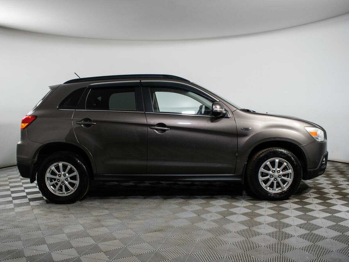 Mitsubishi ASX с пробегом — 2011 год. Фото: #3