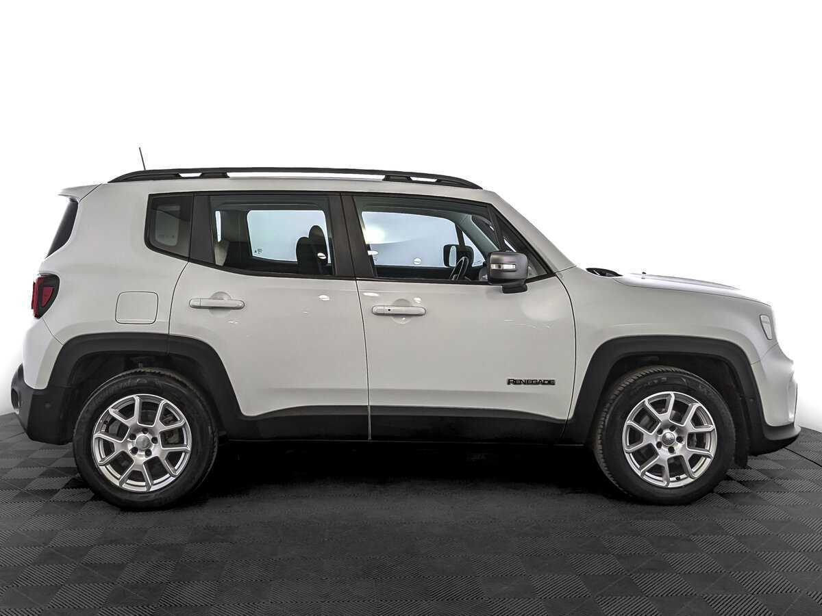 Jeep Renegade с пробегом — 2019 год. Фото: #3