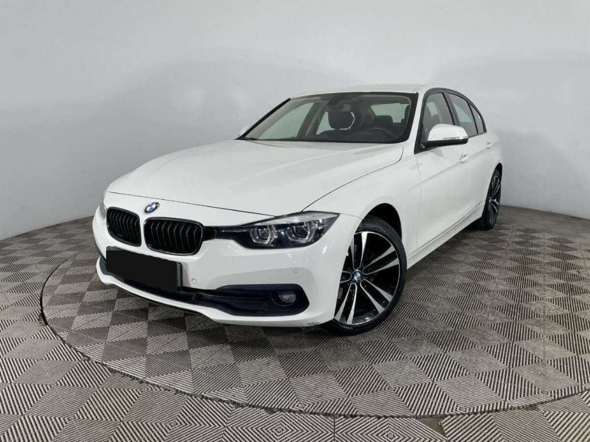 BMW 3 серии с пробегом — 2018 год. Посмотреть фото