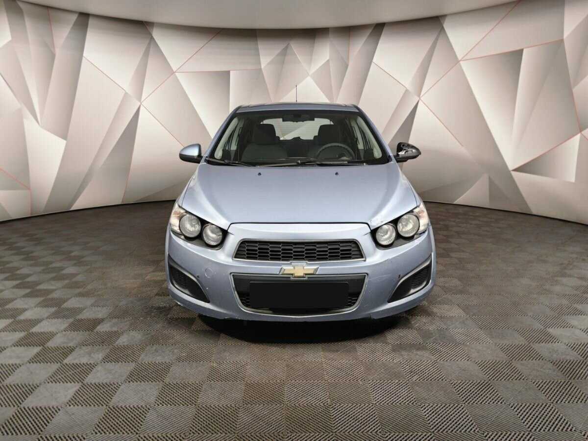 Chevrolet Aveo с пробегом — 2012 год. Фото: #6