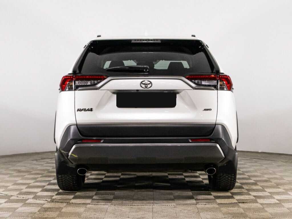 Toyota RAV4 с пробегом — 2022 год. Фото: #5