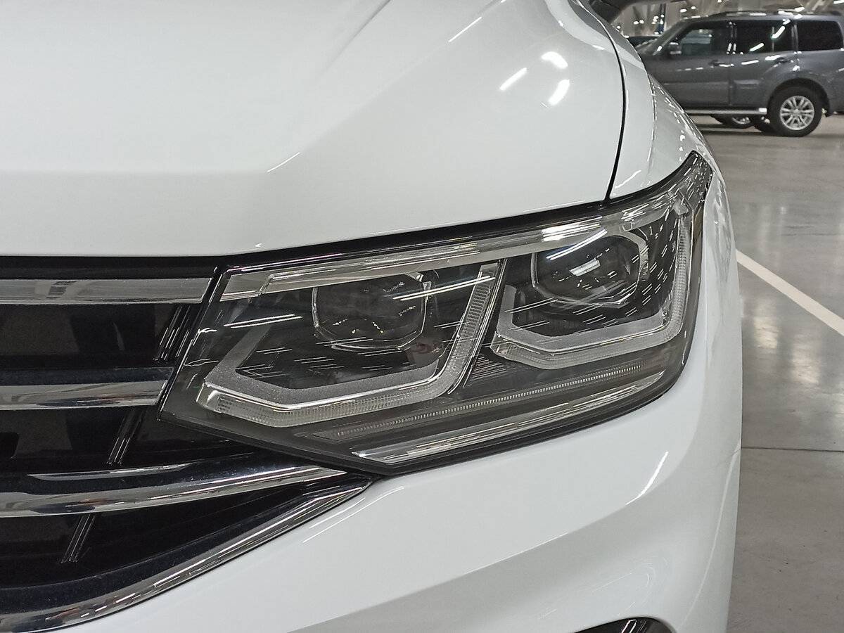 Volkswagen Tiguan с пробегом — 2022 год. Фото: #16