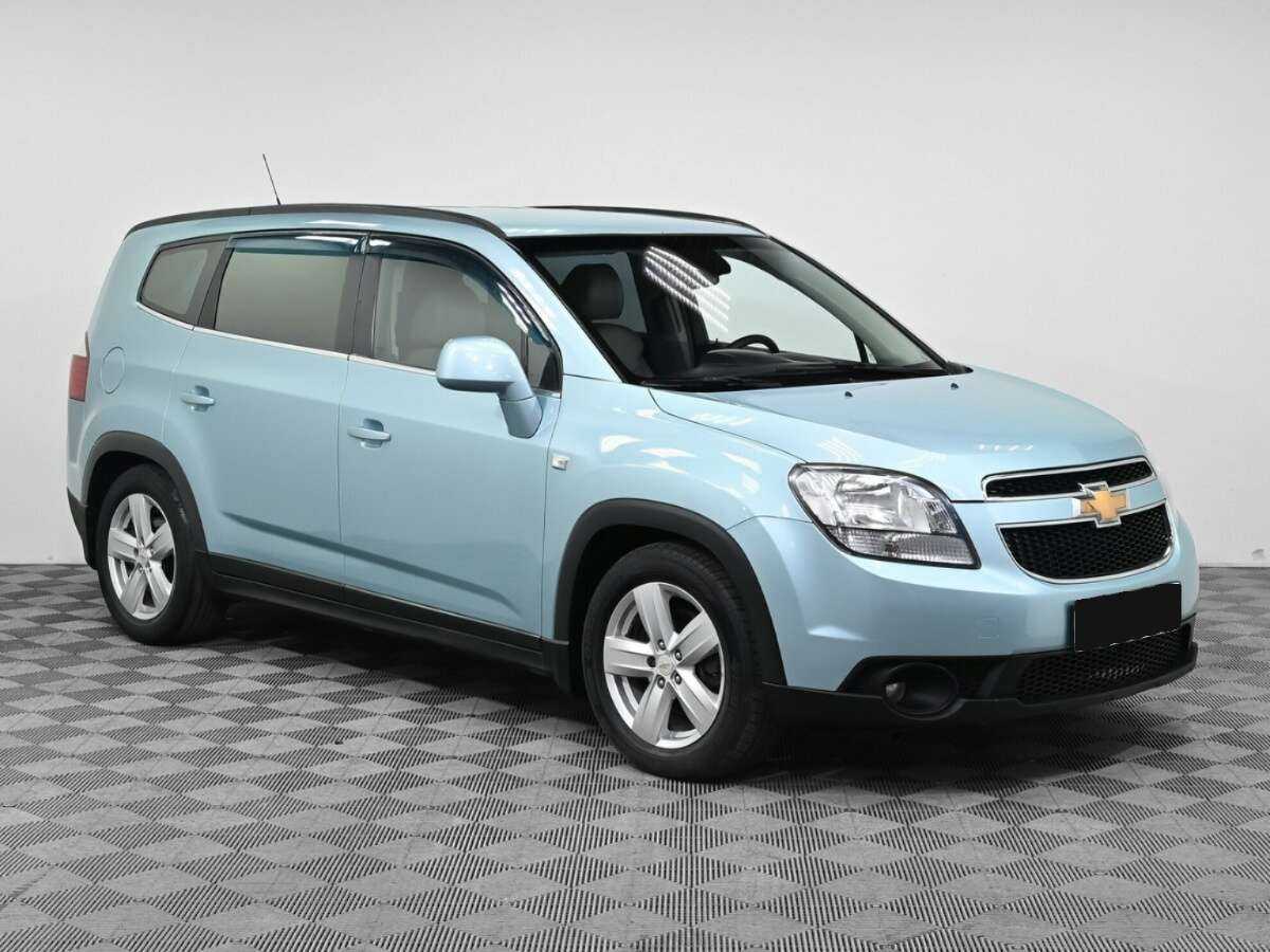Chevrolet Orlando с пробегом — 2012 год. Фото: #2