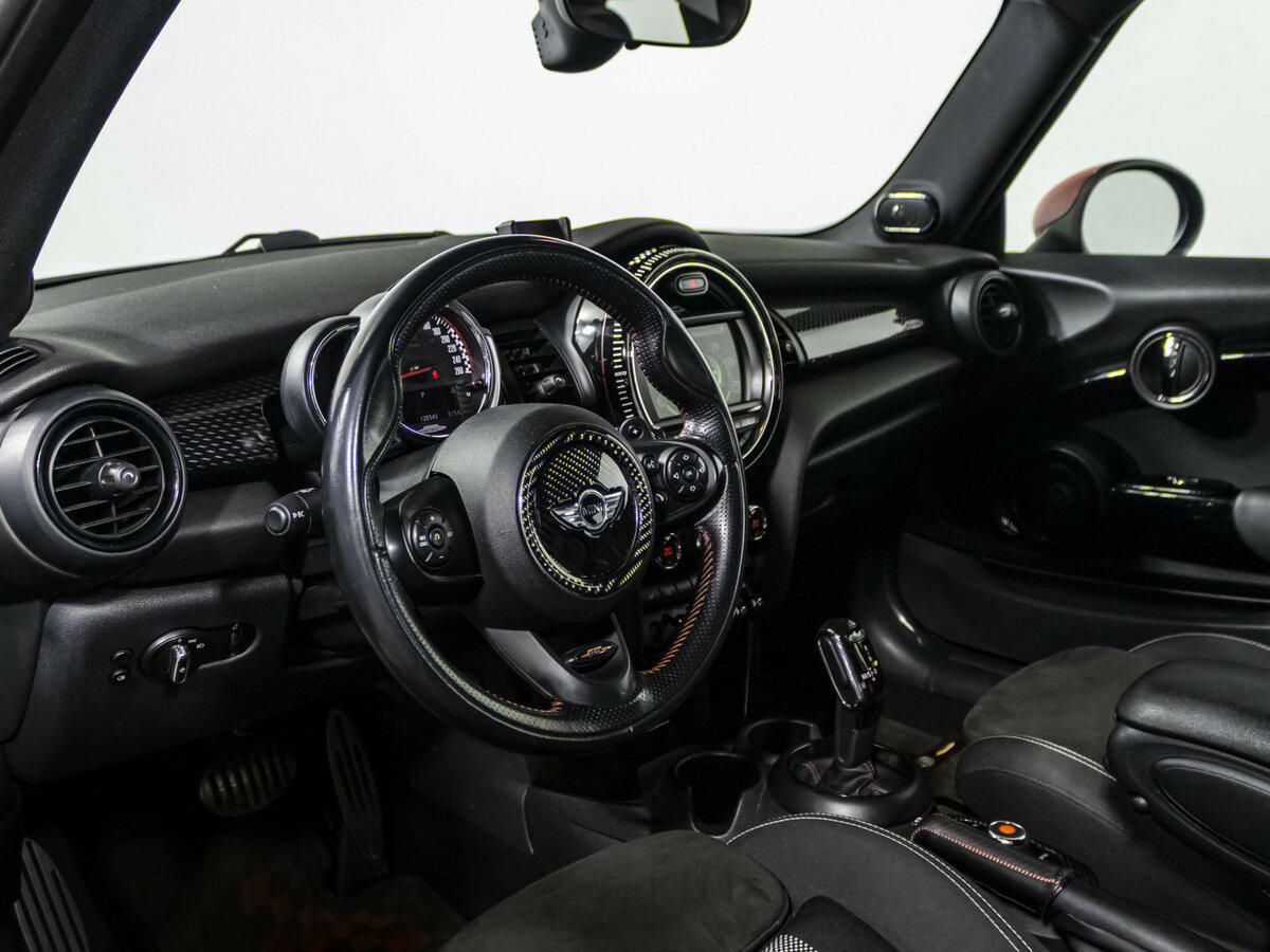 Mini Hatch с пробегом — 2018 год. Фото: #8