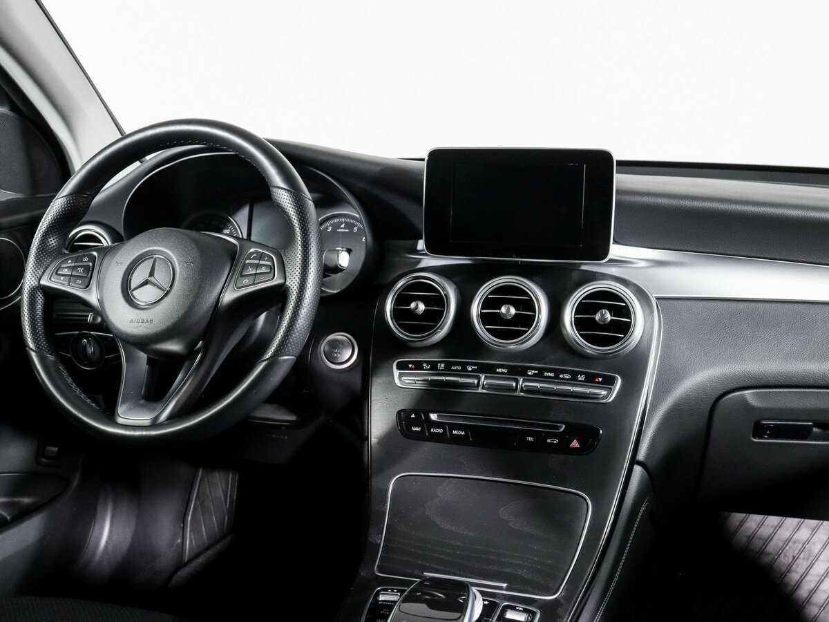 Mercedes-Benz GLC Coupe с пробегом — 2018 год. Фото: #8