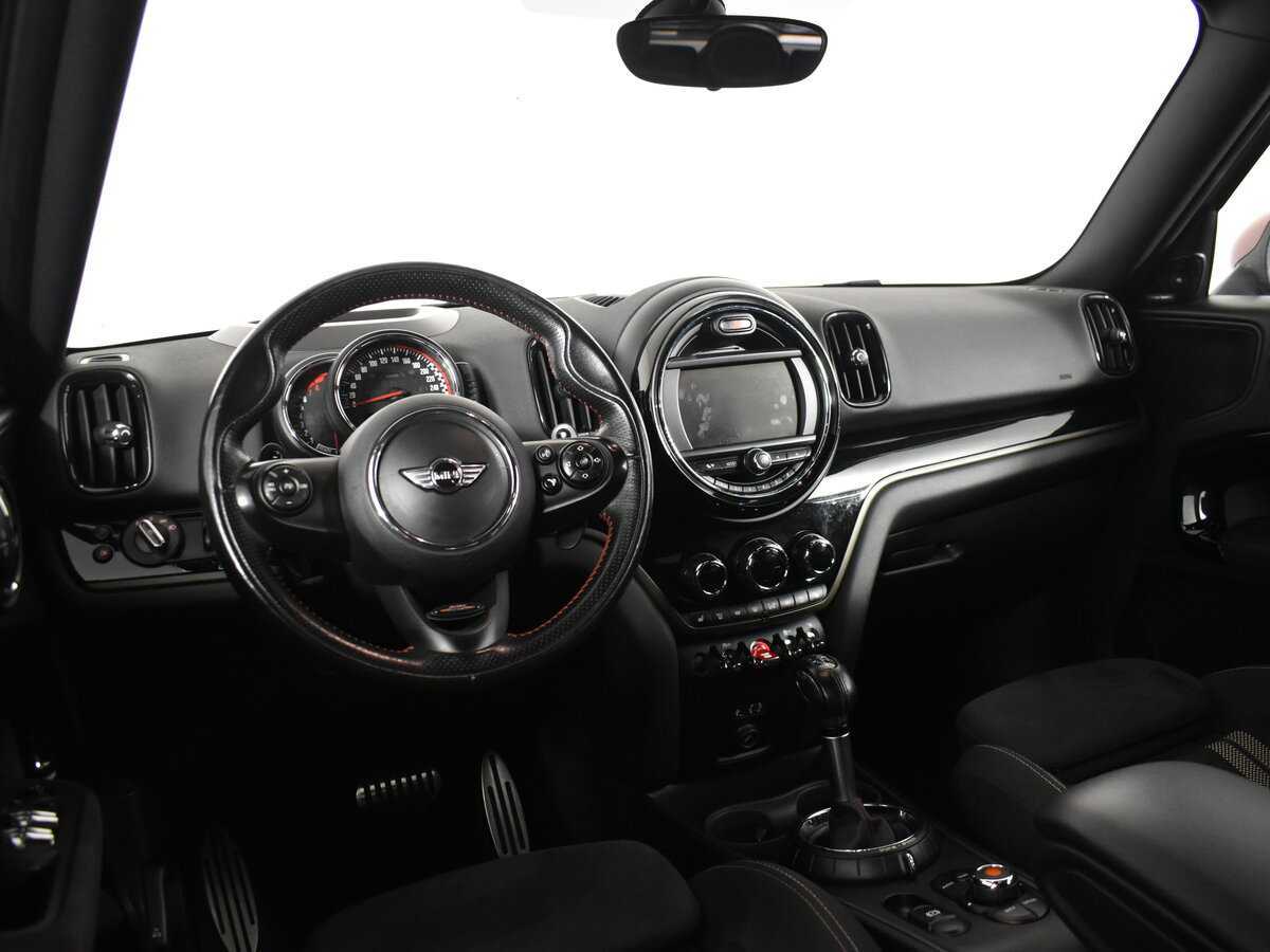 Mini Countryman с пробегом — 2017 год. Фото: #14