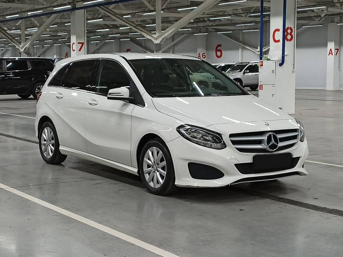 Mercedes-Benz B-Класс с пробегом — 2015 год. Фото: #2