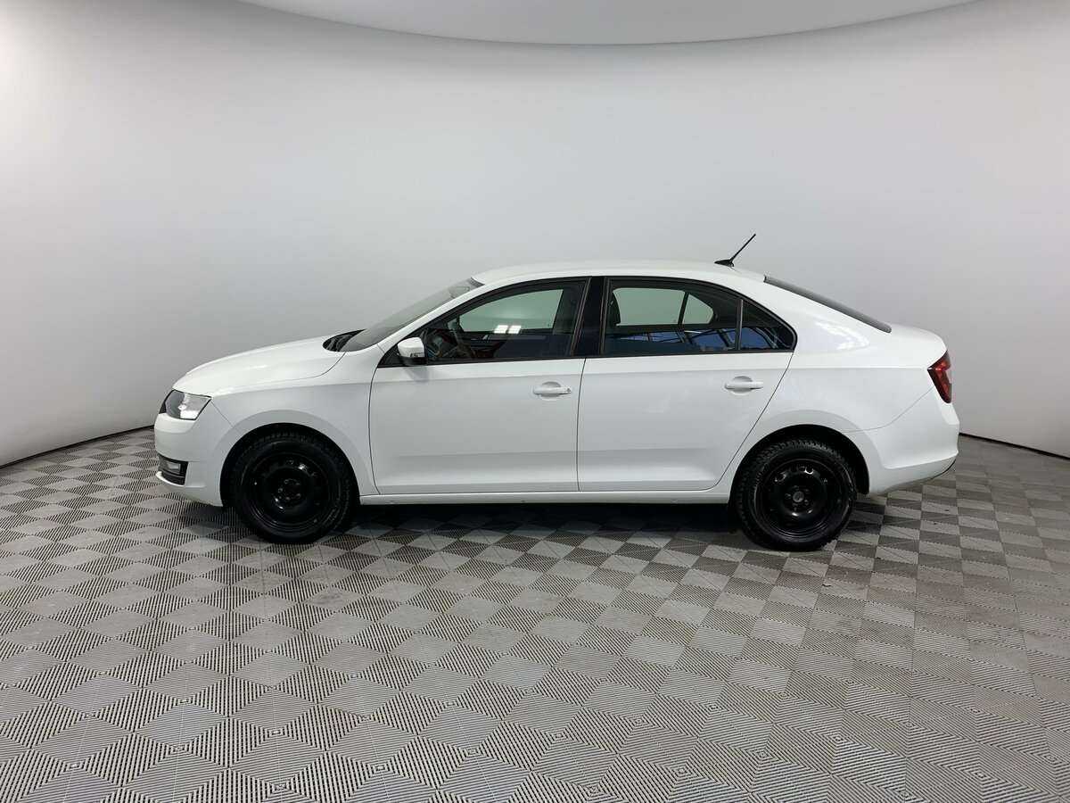 Skoda Rapid с пробегом — 2019 год. Фото: #7