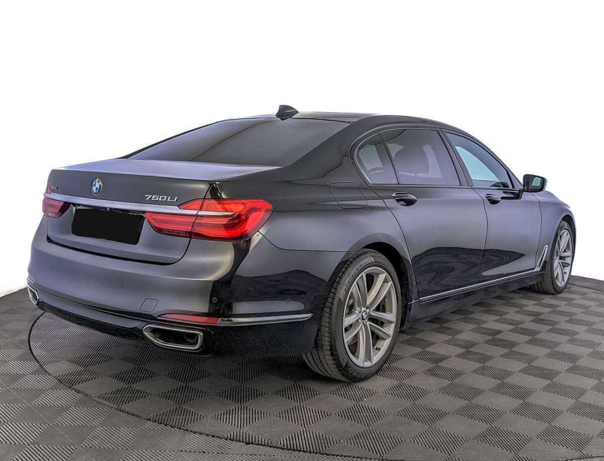 BMW 7 серии с пробегом — 2017 год. Фото: #4