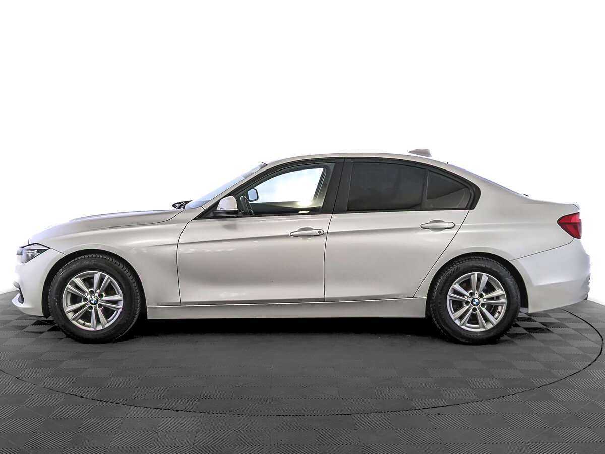 BMW 3 серии с пробегом — 2017 год. Фото: #7