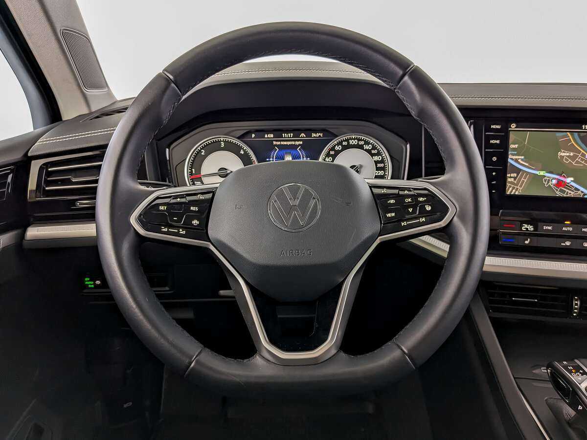 Volkswagen Touareg с пробегом — 2021 год. Фото: #21