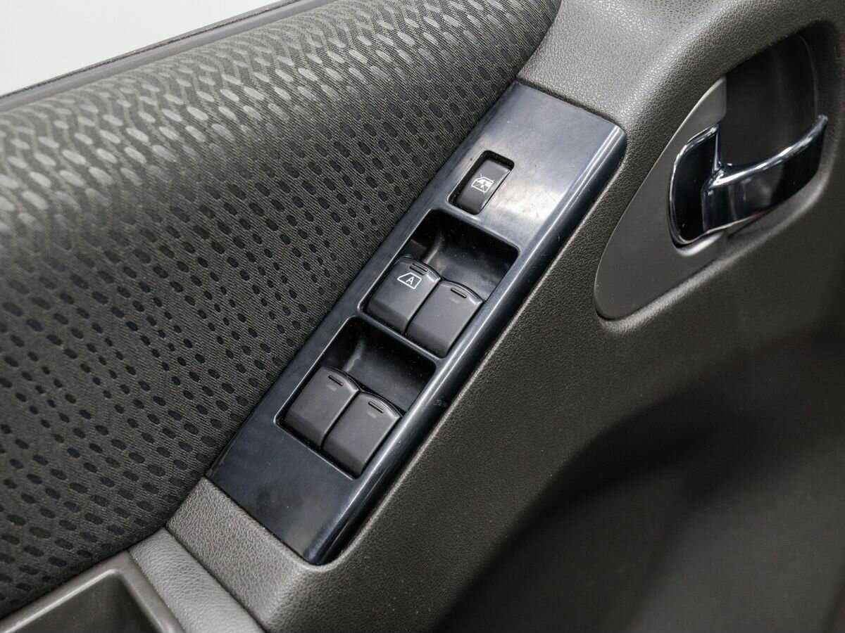 Nissan Pathfinder с пробегом — 2011 год. Фото: #11