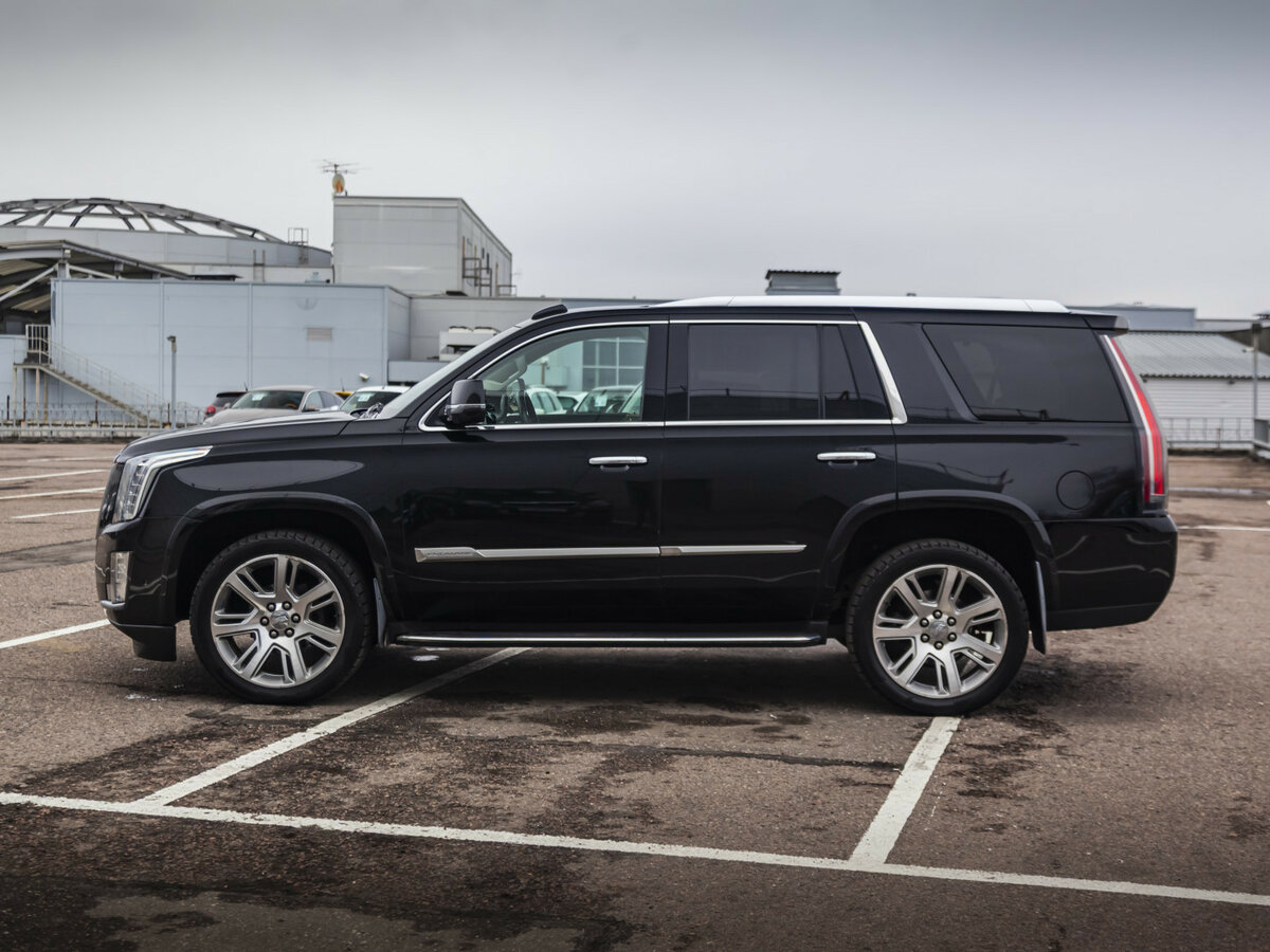Cadillac Escalade с пробегом — 2018 год. Фото: #7