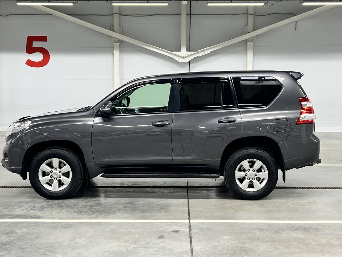Toyota Land Cruiser Prado с пробегом — 2015 год. Фото: #7