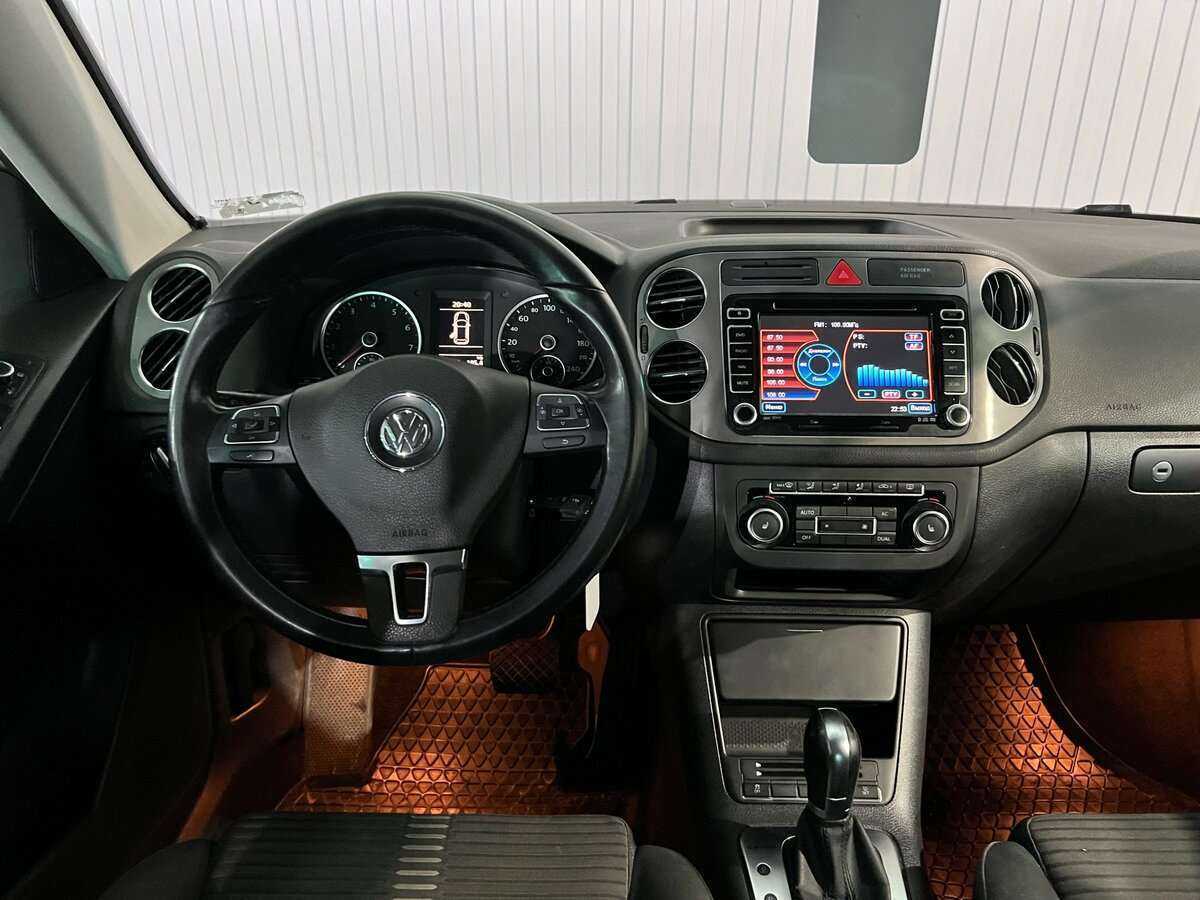 Volkswagen Tiguan с пробегом — 2011 год. Фото: #12