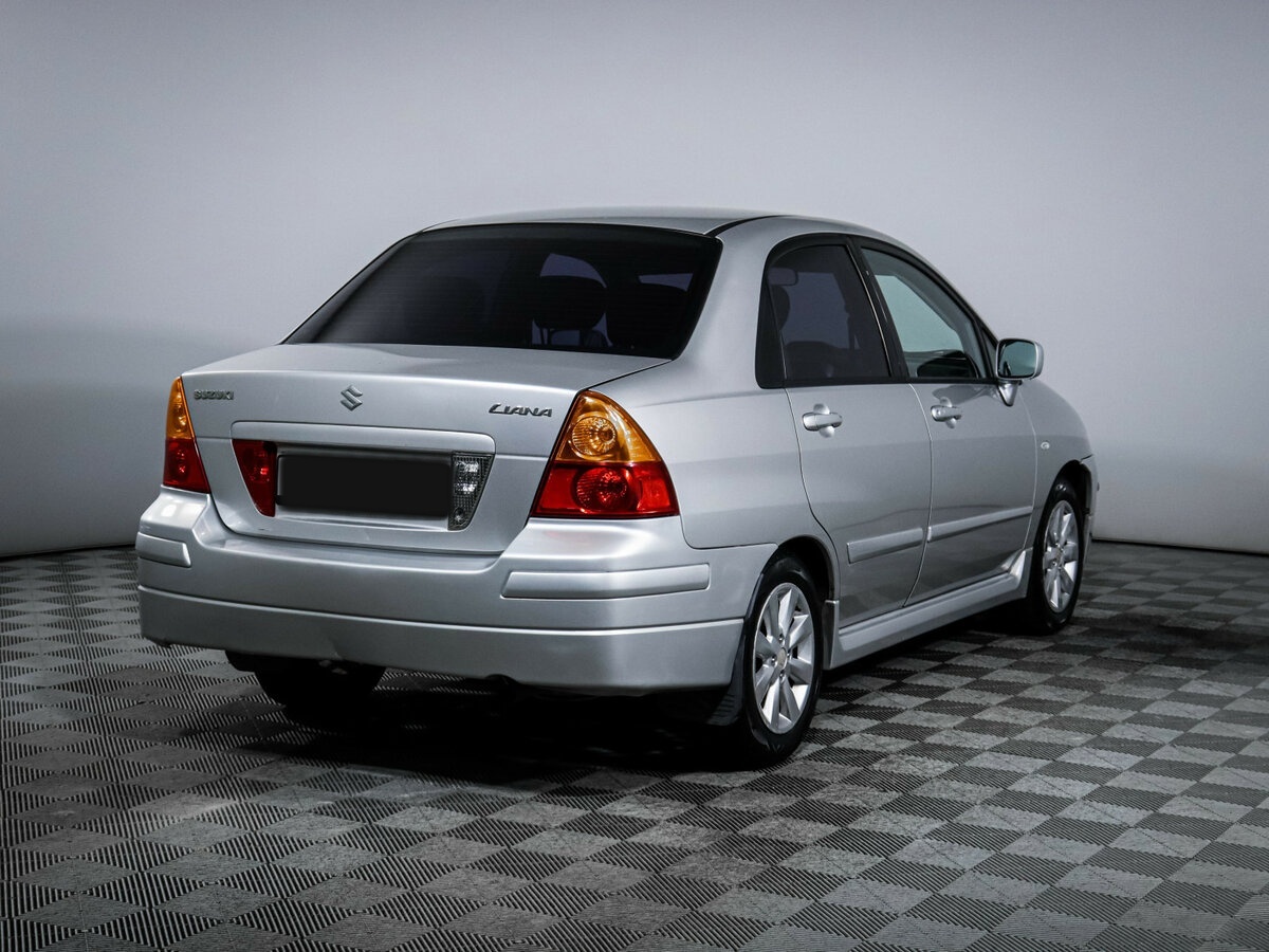 Suzuki Liana с пробегом — 2007 год. Фото: #3
