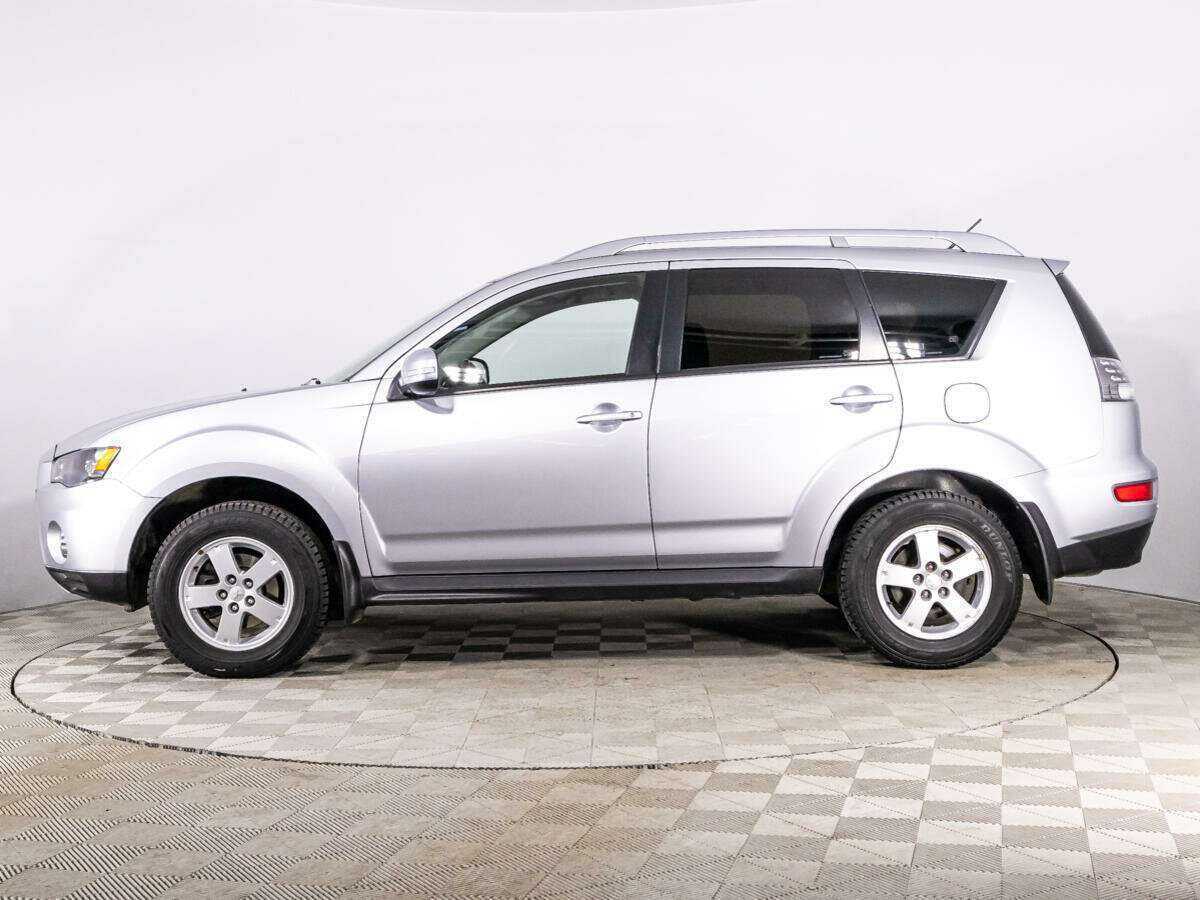 Mitsubishi Outlander с пробегом — 2010 год. Фото: #7