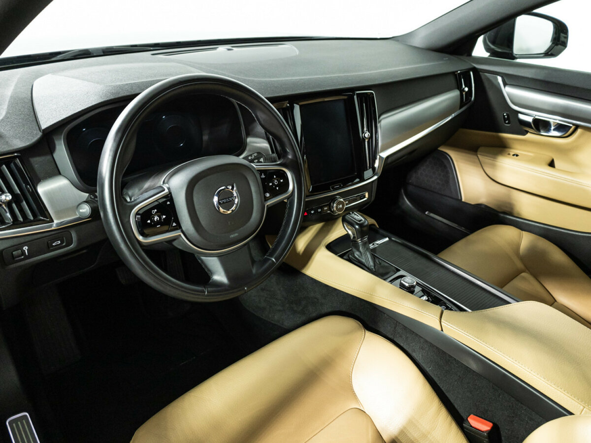 Volvo V90 с пробегом — 2018 год. Фото: #10