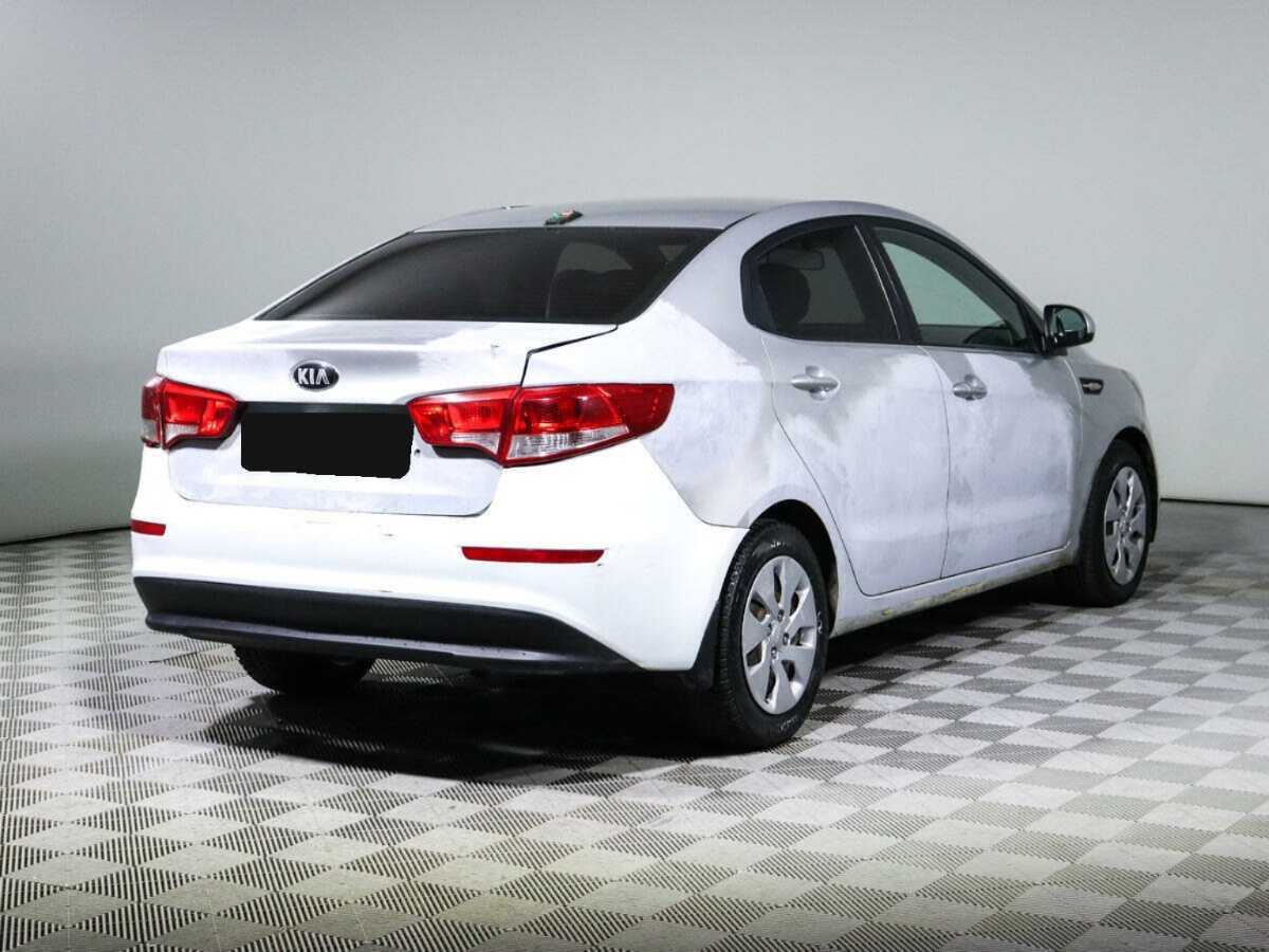 Kia Rio с пробегом — 2017 год. Фото: #4