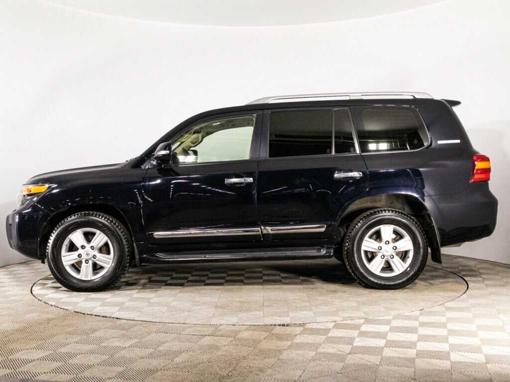 Toyota Land Cruiser с пробегом — 2014 год. Фото: #7