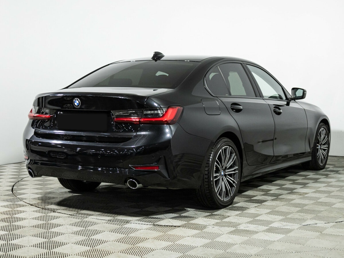 BMW 3 серии с пробегом — 2019 год. Фото: #3