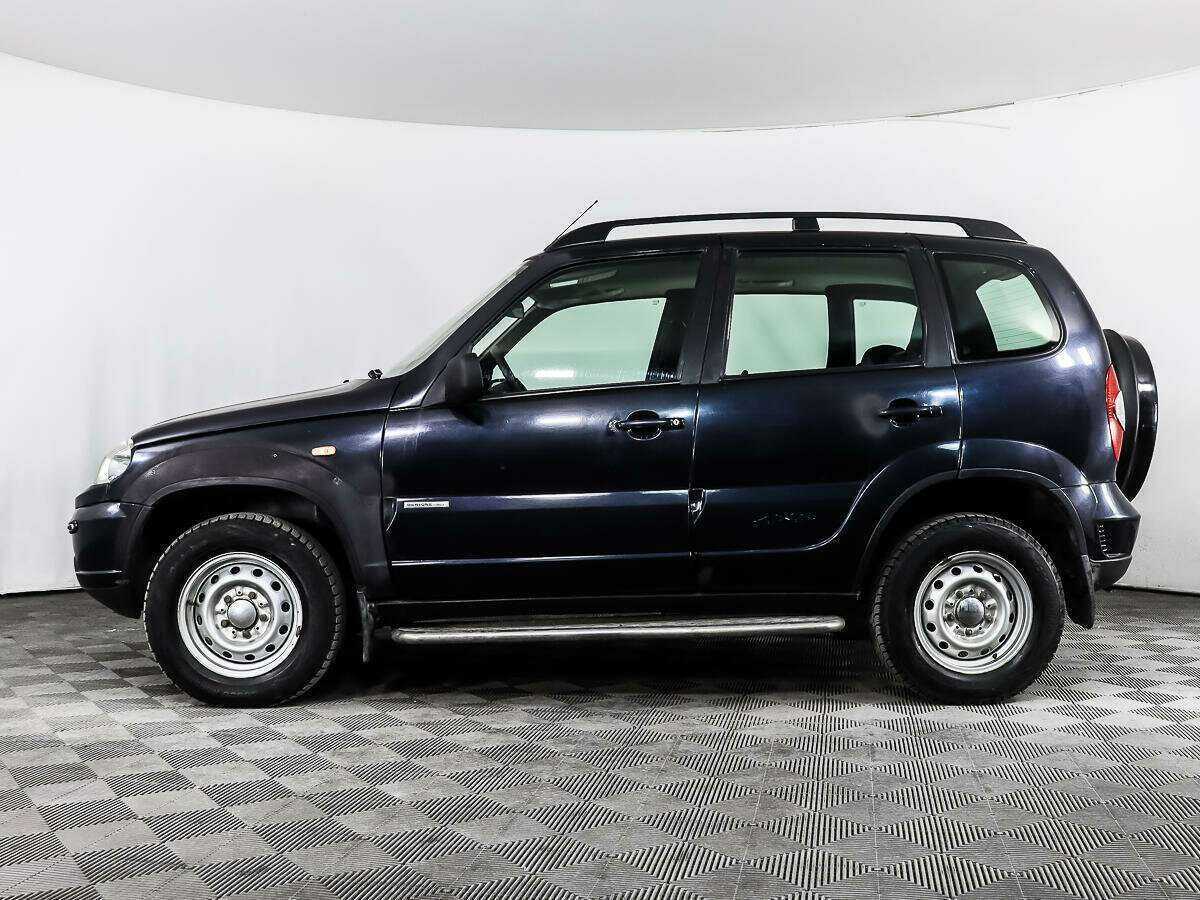 Chevrolet Niva с пробегом — 2010 год. Фото: #7
