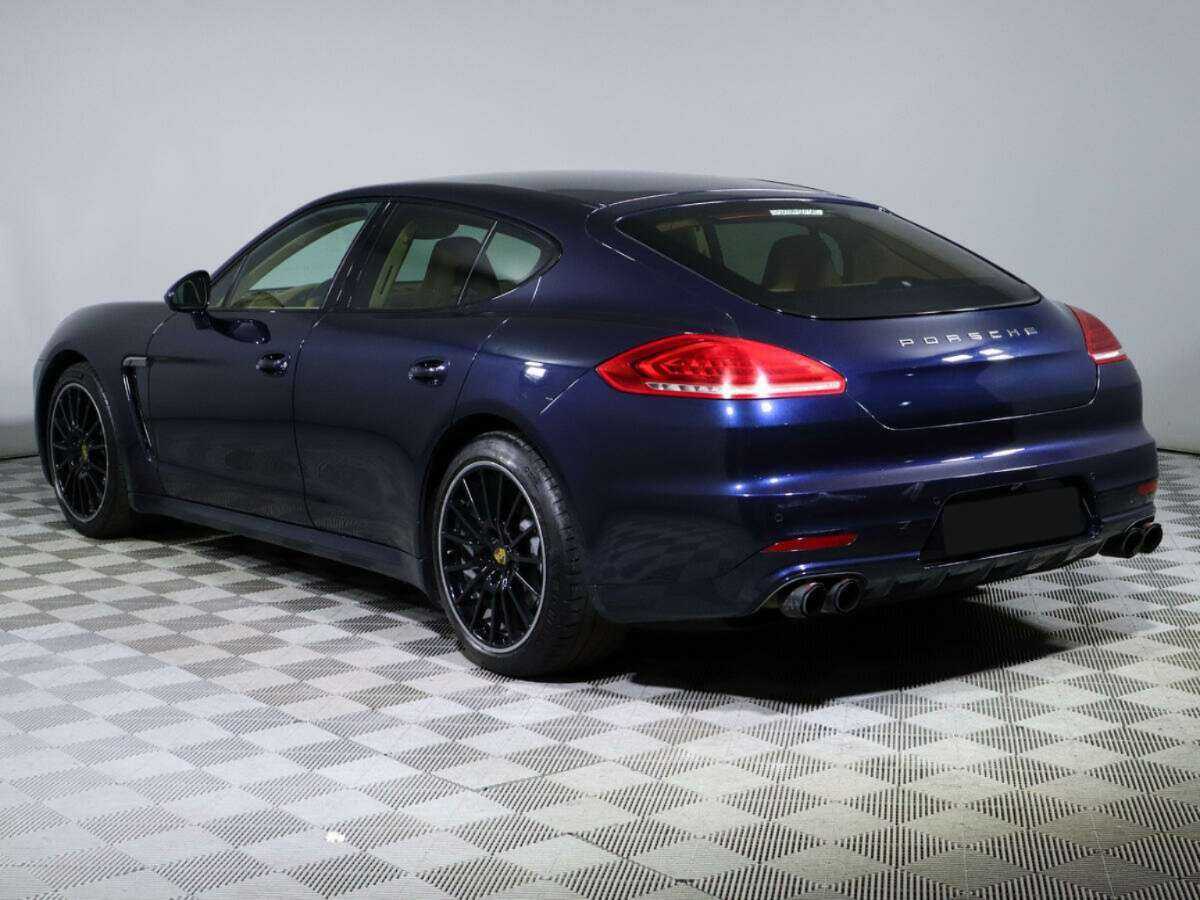 Porsche Panamera с пробегом — 2015 год. Фото: #5