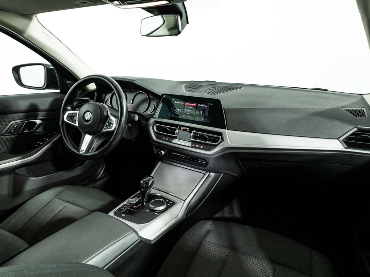 BMW 3 серии с пробегом — 2019 год. Фото: #6