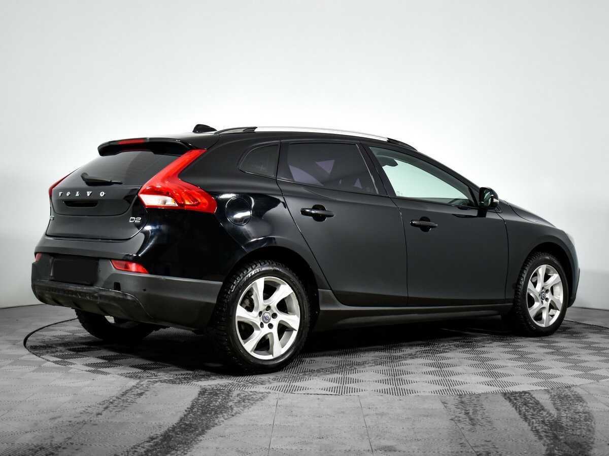 Volvo V40 с пробегом — 2014 год. Фото: #4