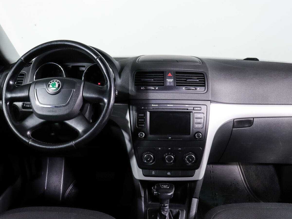 Skoda Yeti с пробегом — 2012 год. Фото: #8