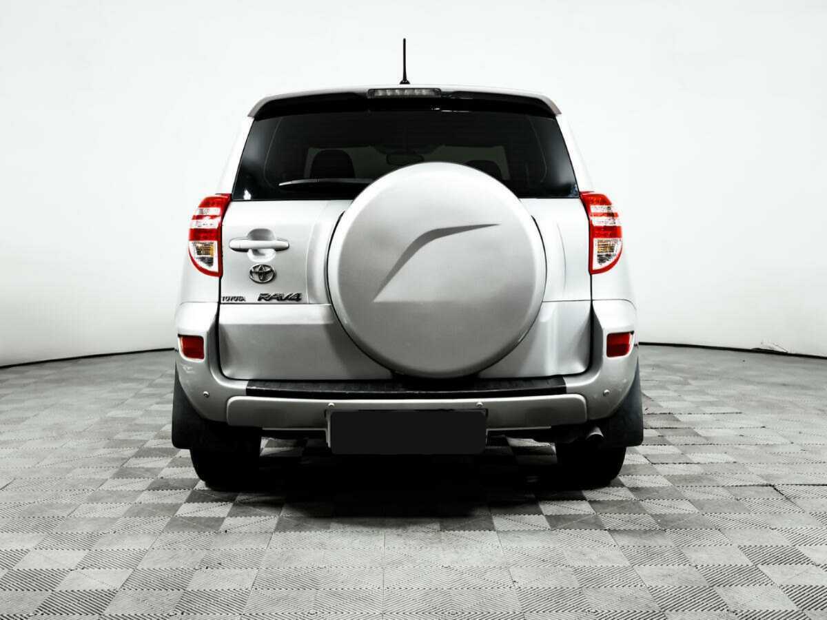 Toyota RAV4 с пробегом — 2010 год. Фото: #5