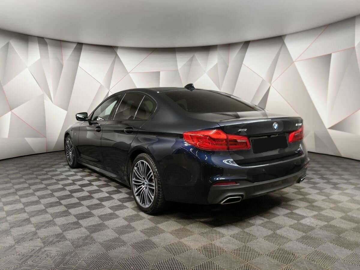 BMW 5 серии с пробегом — 2017 год. Фото: #3