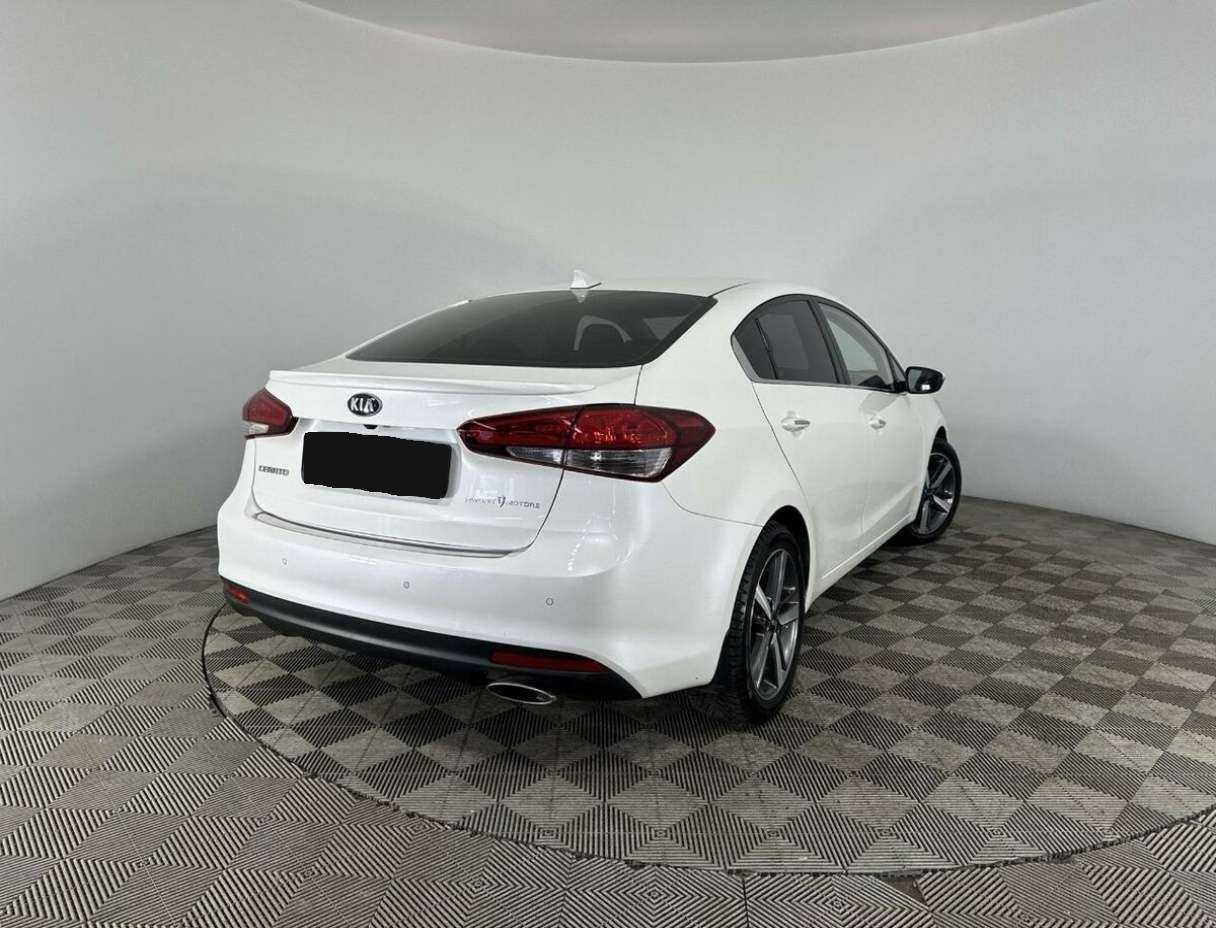 Kia Cerato с пробегом — 2018 год. Фото: #5