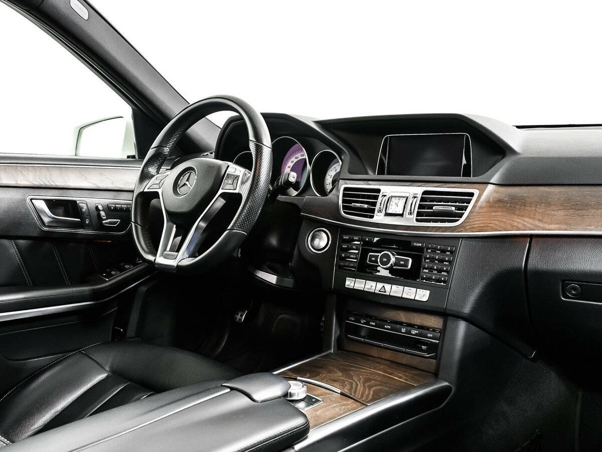 Mercedes-Benz E-Класс с пробегом — 2014 год. Фото: #8